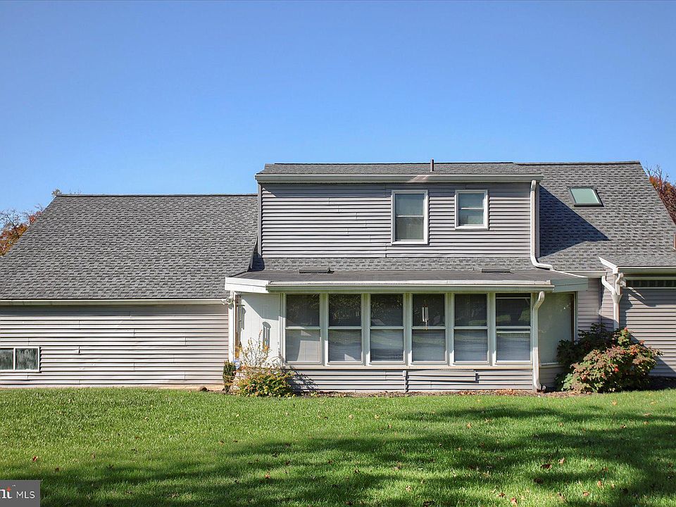 955 Clifton Heights Rd, Hummelstown, PA 17036 Zillow