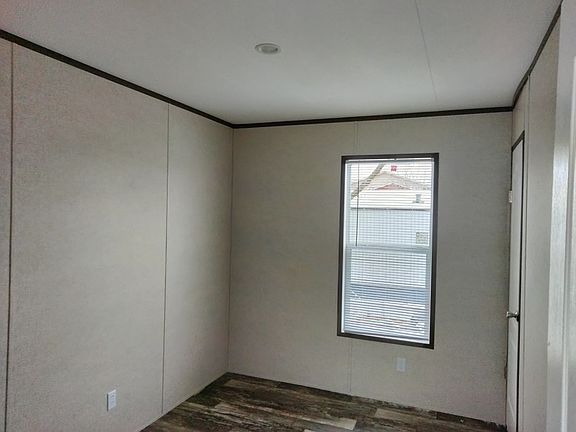 4th image of 2575 W Martin Luther King Blvd #E07