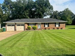 237 Meadow Hill Rd, Sheffield, AL 35660