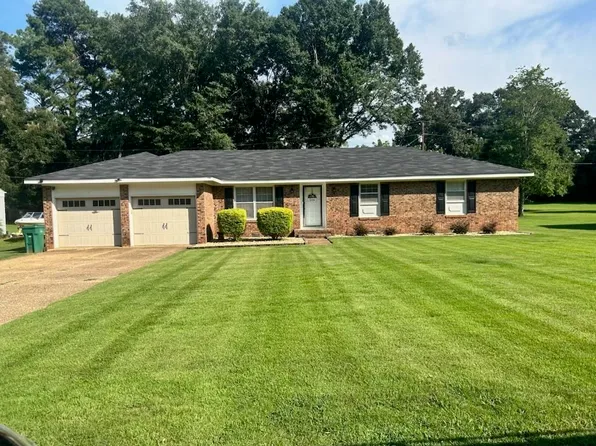 237 Meadow Hill Rd, Sheffield, AL 35660