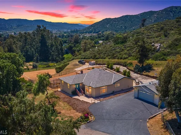 11128 Pinehurst Dr, Lakeside, CA 92040