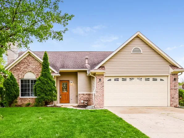 8867 Sundrop Rd, Indianapolis, IN 46231