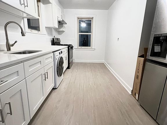 3rd image of 612 Brooklyn Ave Floor 2