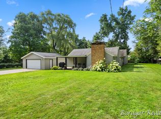 1900 Rogue River Rd NE, Belmont, MI 49306