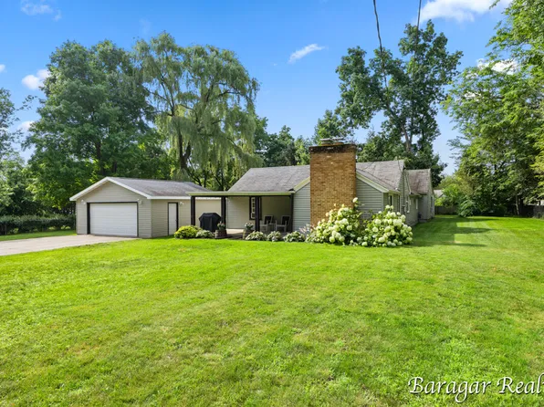 1900 Rogue River Rd NE, Belmont, MI 49306