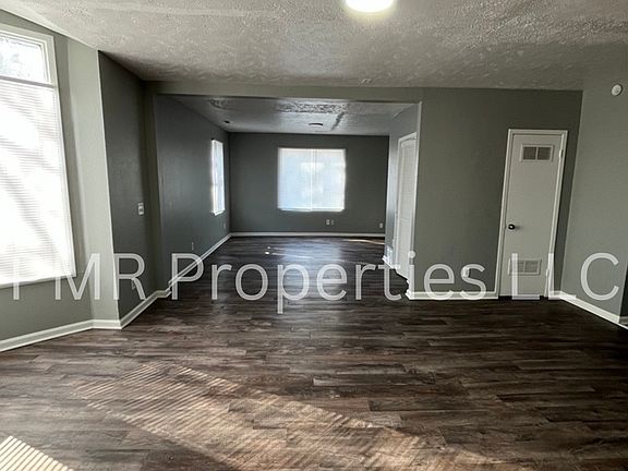 5th image of 916 Avenue C APT 1