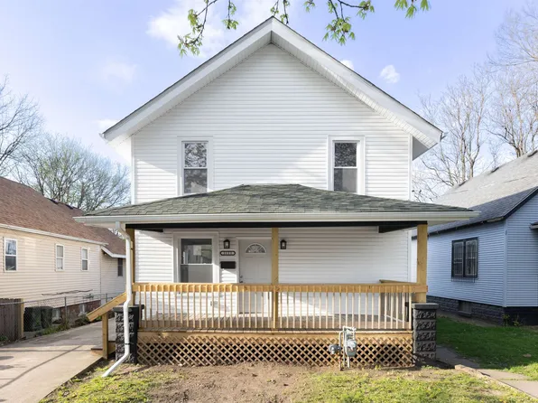 1111 Loomis St, Rockford, IL 61102