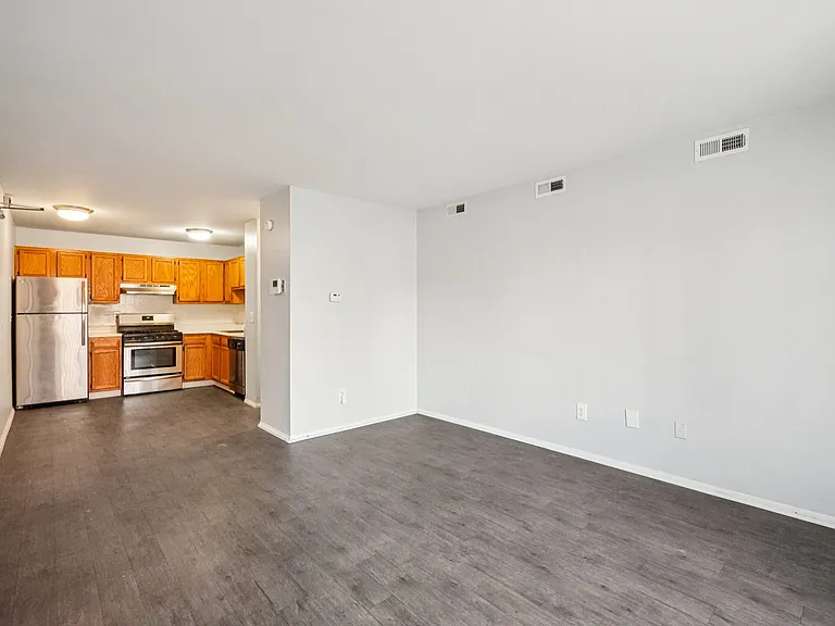 Cityside Apartments and Townhomes — Photo 72