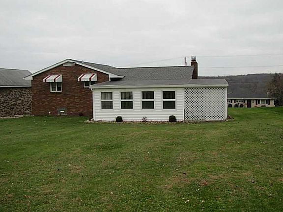 2nd image of 8920 Oak St
