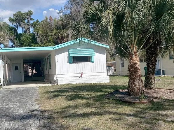 5609 Hancock Dr, Wildwood, FL 34785