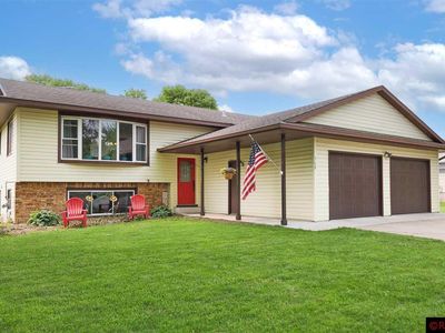 308 18th Ave NE, Waseca, MN, 56093