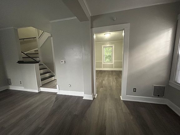 3rd image of 433 Ohio Ave