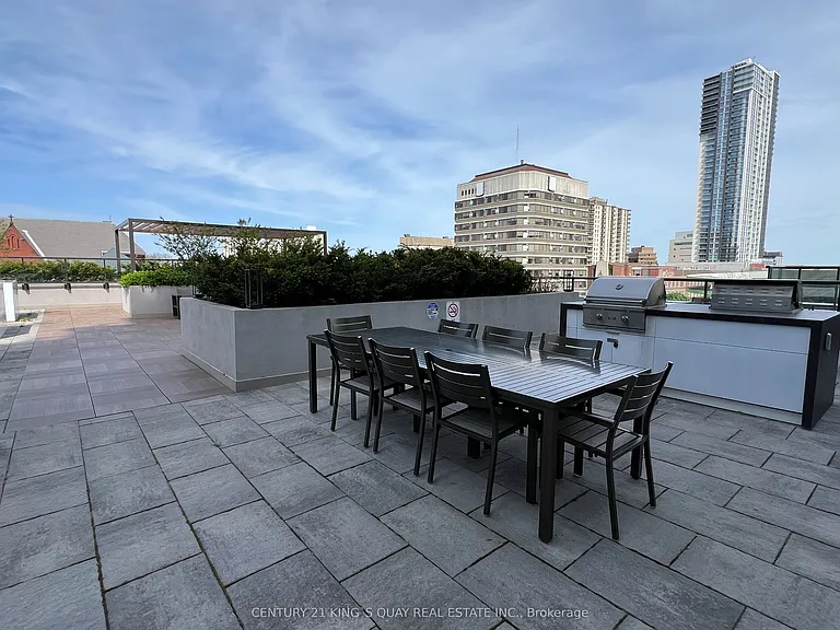 55 Duke St W #1703 — Photo 15