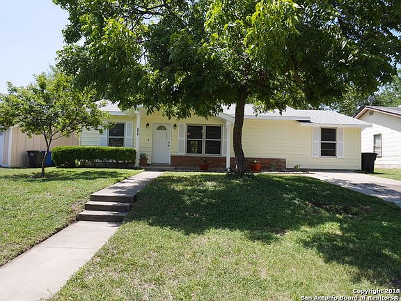 2nd image of 2910 Shadow Bend Dr