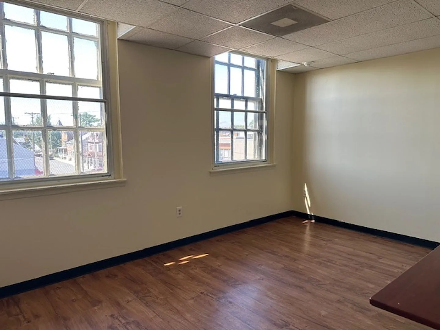Welcome to our cozy 2-bedroom, 1-bathroom, 3rd floor apartment located in Lebanon, PA — Photo 4