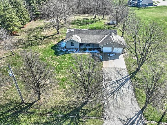 2nd image of 3198 Kathy Ct