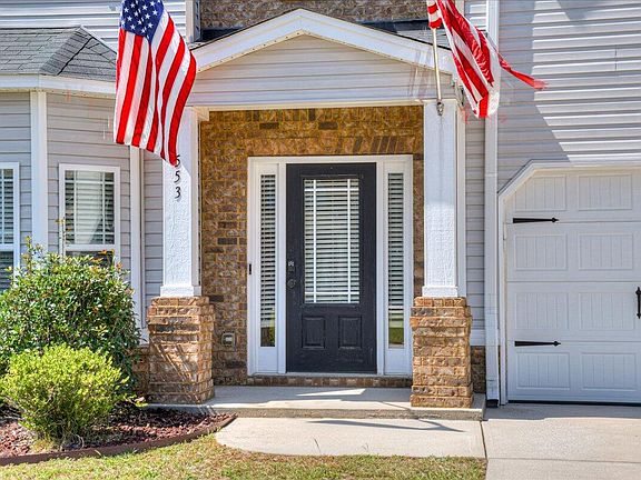 4th image of 553 Buttonwood Dr