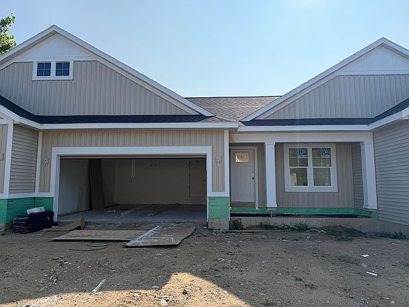 2nd image of 327 Round Hill Rd