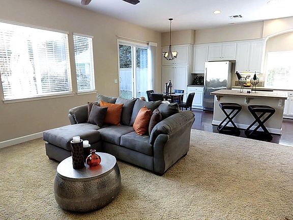 4th image of 6424 Camellia Point Way