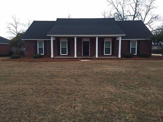 1st image of 143 Ambleside Dr