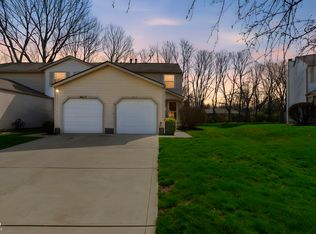 9415 Timber View Dr, Indianapolis, IN