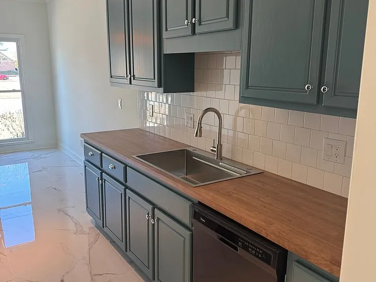 1812 Kathy Lane Ct SW — Photo 6