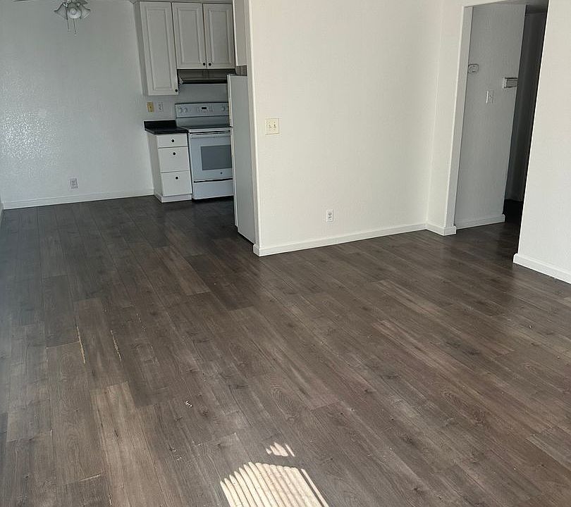 1st image of 1141 43rd Ave APT 7