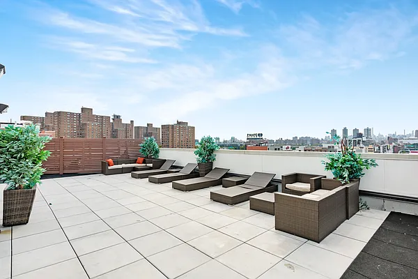 Rented by Compass | media 6