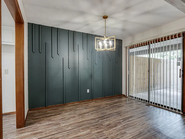 1705 N Gleason Ave — Photo 14