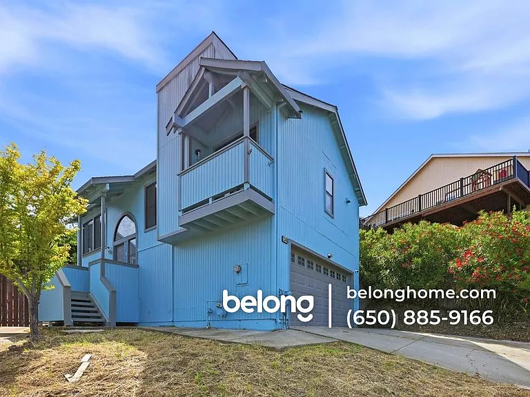 23460 Lakeridge Ave — Photo 17
