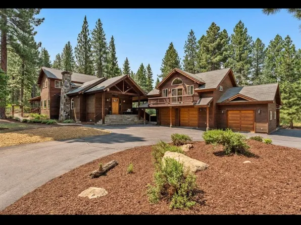 10915 Royal Crest Dr, Truckee, CA 96161