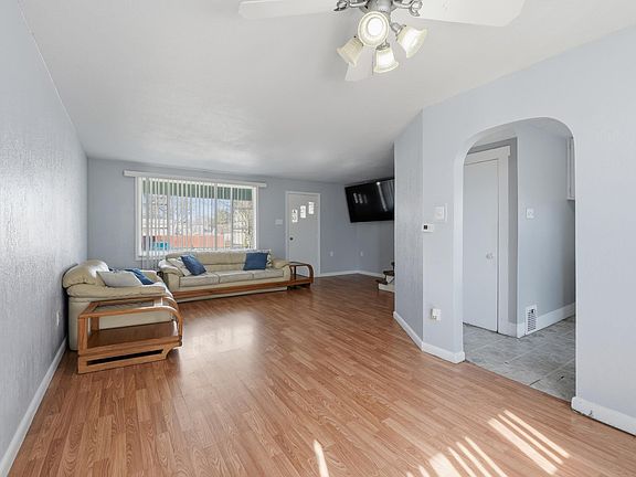 5th image of 3015 Holton Ave