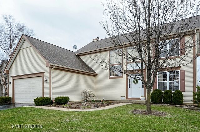 1st image of 3136 Savannah Dr