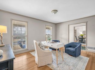 902 Park Valley Rd, Memphis, TN 38119