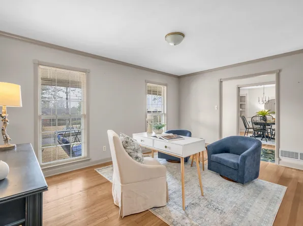 902 Park Valley Rd, Memphis, TN 38119