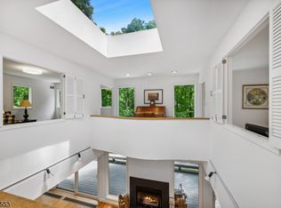 388 North Rd, Chester, NJ 07930