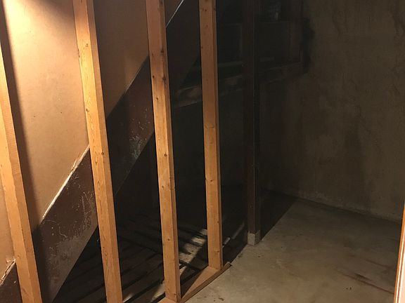 4th image of 1260 Acredale Dr
