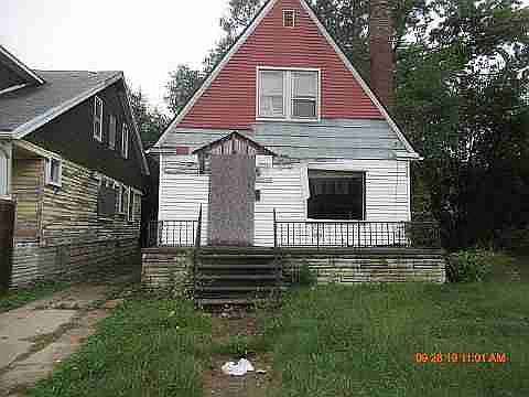 14877 Cherrylawn