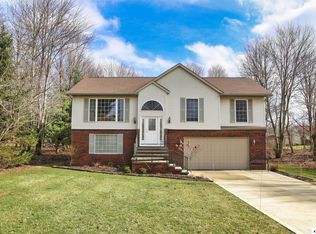 2568 Apple Valley Dr, Howard, OH