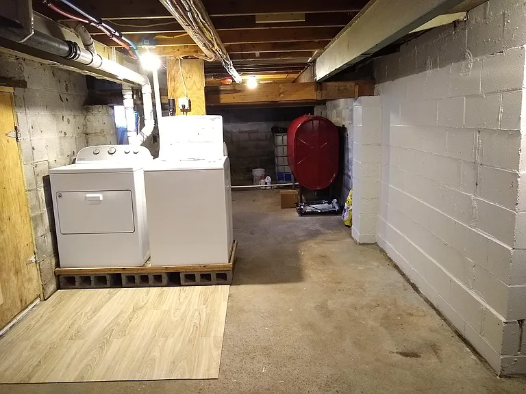 Basement Laundry Room