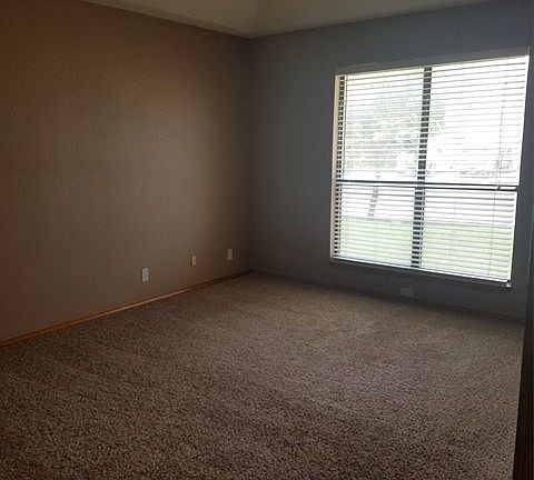2nd image of 8636 Duke Ave