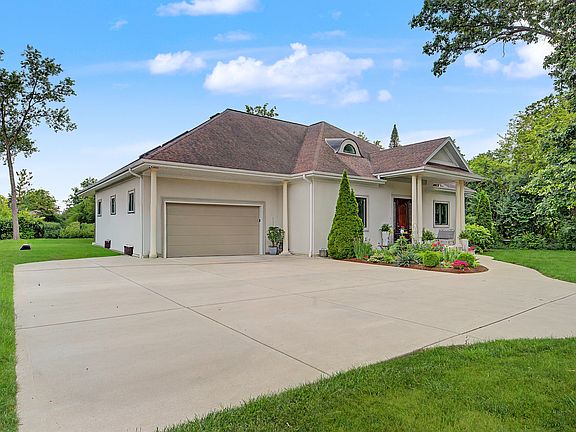 4th image of 378 E Deerpath Rd