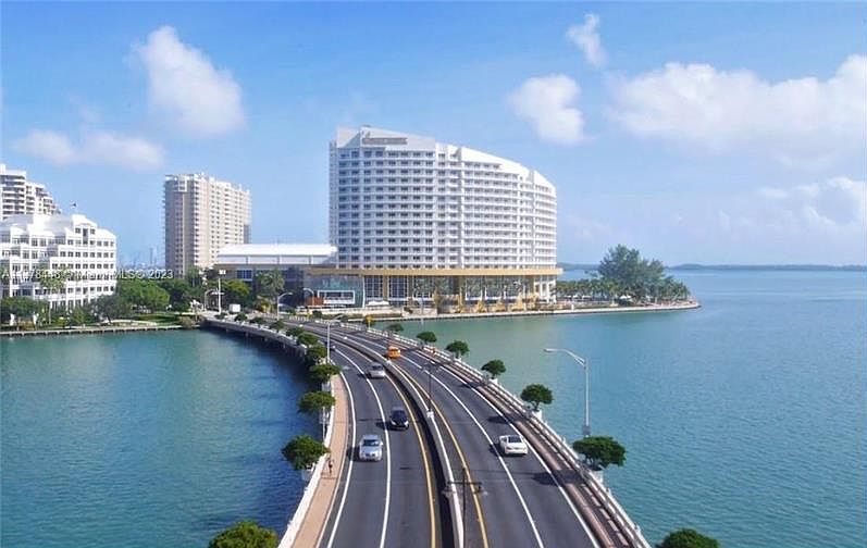 1st image of 848 Brickell Key Dr APT 1503