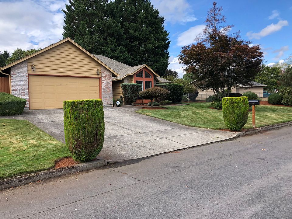 1st image of 1408 SE 132nd Ave