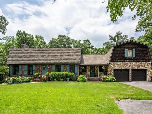 400 Race Horse Dr, Summerville, GA 30747