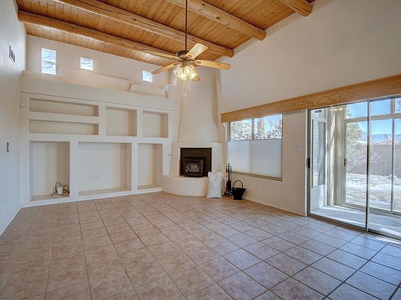 4th image of 10900 Corto Ct NW