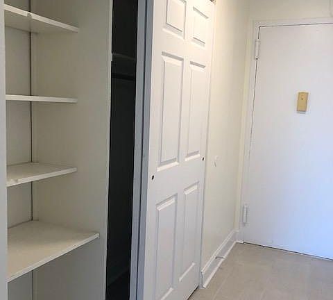 4th image of 44 E Sidney Ave #3O