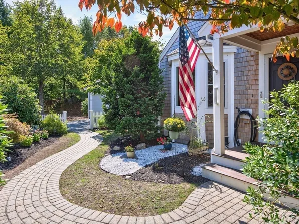 6 Wayside Path Unit 6, Plymouth, MA 02360