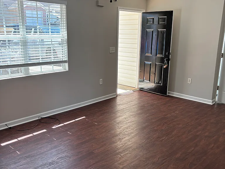 209 E Wilson St #91 — Photo 3