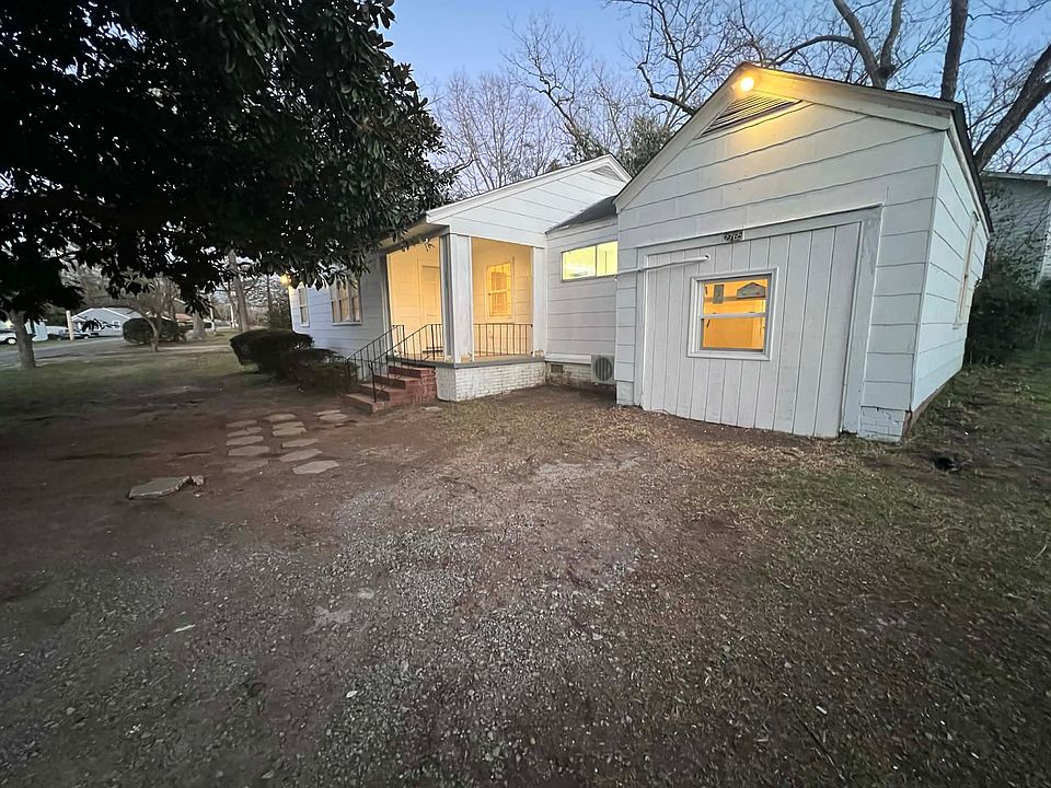 1st image of 2765 Alta Vista Ave
